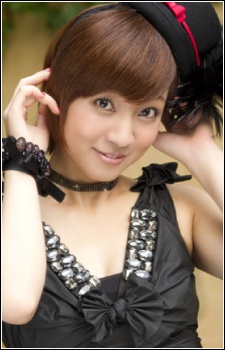 Rie Yamaguchi, intérprete de «Koi no Beginner Nan Desu (T_T) (恋のビギナーなんです(T_T))» (Kore wa Zombie desu ka?)